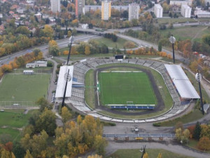 Tendr na výstavbu fotbalového stadionu skončil podle očekávání krachem