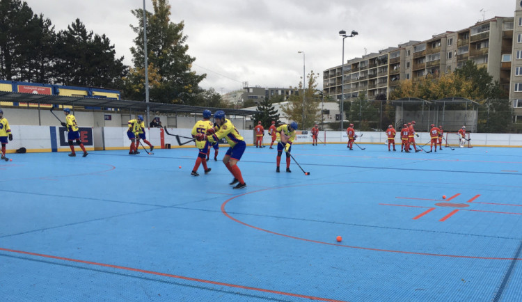 Hradec vykradl pražské hokejbalové Lužiny! 