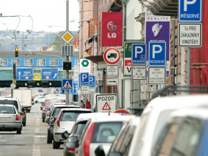 Dopravní systém by měl Hradec vyjít na více než 200 milionů