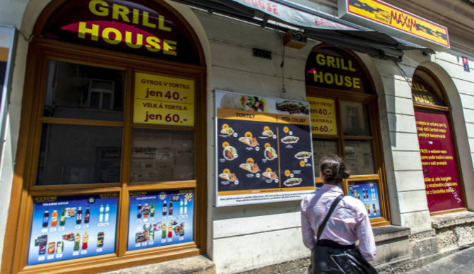 5011043_hradec-kralove-bistro-otrava-jidlo-v0