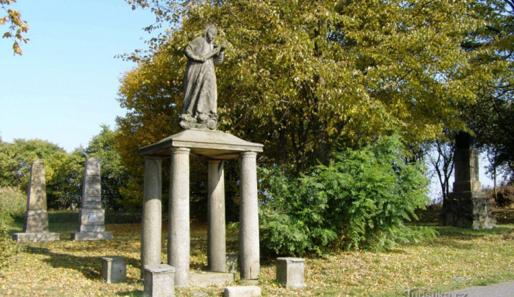 Pomník Horní Přím