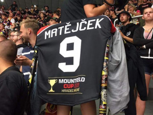 Zaza na svém místě v kotli