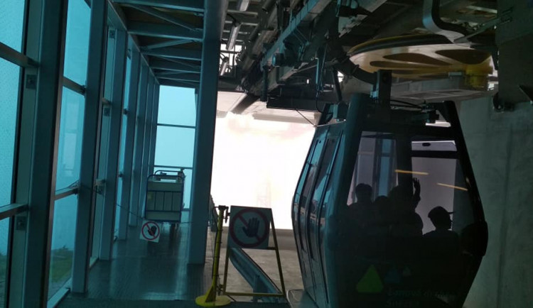 Lanovka na Sněžku se opět kvůli větru nerozjela.