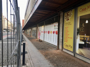 FOTO: Jak vypadá Tesco v době, kdy se původě mělo otevřít po rozsáhlé rekonstrukci?