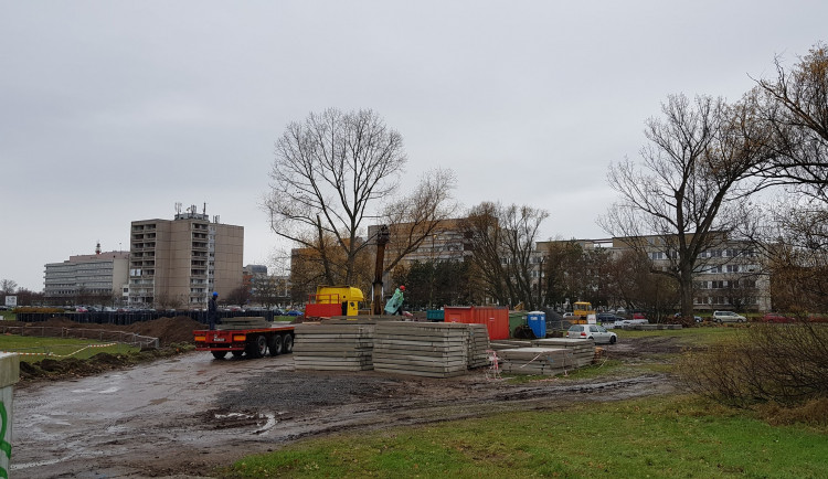 Parkoviště u Fakultní nemocnice