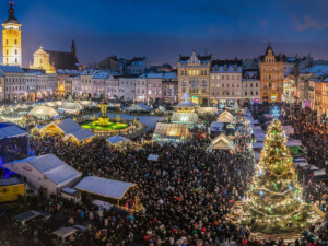 Ve srovnání s jinými městy jsou vánoční trhy v Hradci jen chudým příbuzným