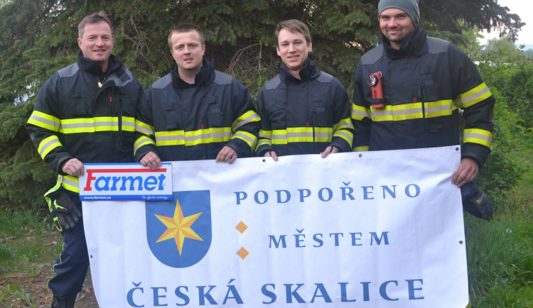 Hasiči České Skalice. Jan K. zcela vpravo