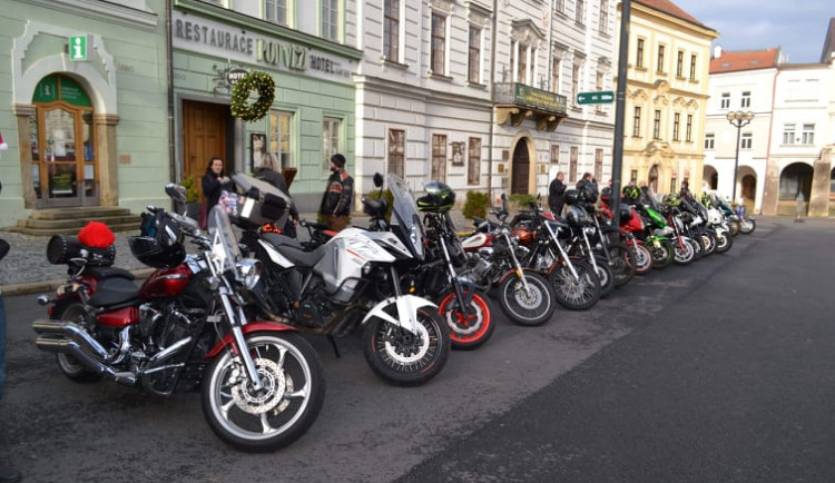 Foto ze srazu motorkářů