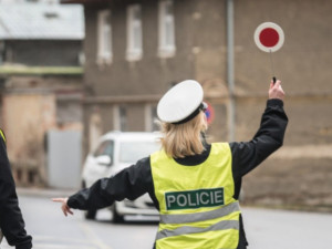 Policie dohlédne na veřejný pořádek v období Silvestra. Počet policistů se zvýší ve Špindlerově Mlýně i v Peci pod Sněžkou