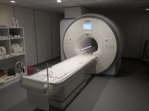 Nemocnice v Náchodě má novou magnetickou rezonanci za několik milionl korun