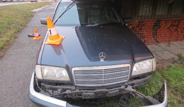 Dopravní nehoda v Hradci Králové.