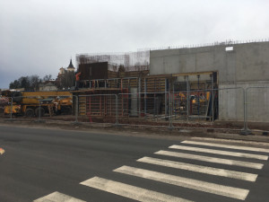 Stavba nového autobusového terminálu v Nové Pace.