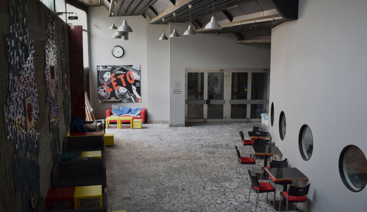 Bio Centrál v Hradci Králové odložil festival Jeden svět