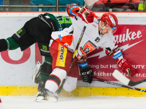 Zápas bez fanoušků Mountfield proti Karlovým Varům prohrál 5:3