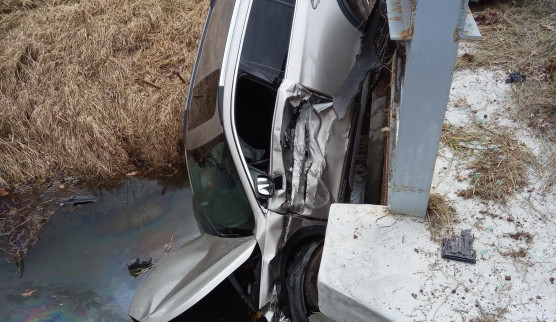 Nehoda osobního auta na hradubické.