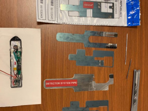 Zadržené věci u skimmerů.