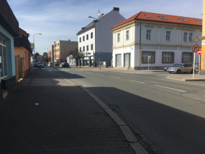 Prázdný Hradec Králové.