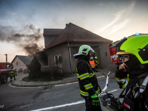 Zásah hasičů v rouškách..1400