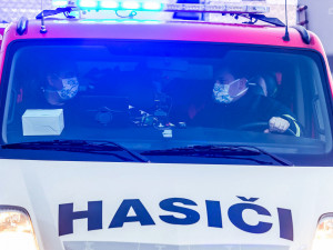 Zásah hasičů v rouškách.