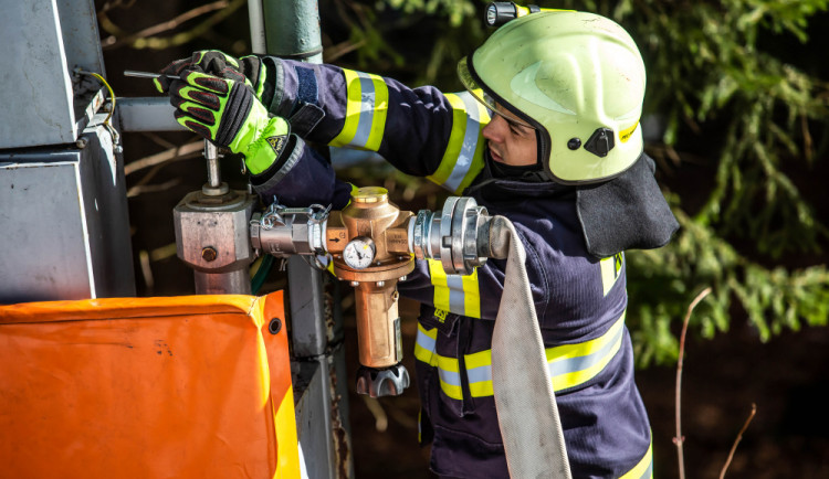 Hasiči uspěli v testování přetlakových ventilů