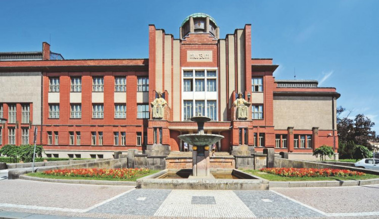 Muzeum východních Čech Hradec Králové.