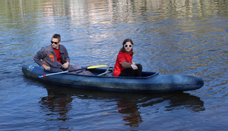 Uvolnění vládních nařízení umožnilo vyrazit i na vodu, ale pouze na jednodenní výlet