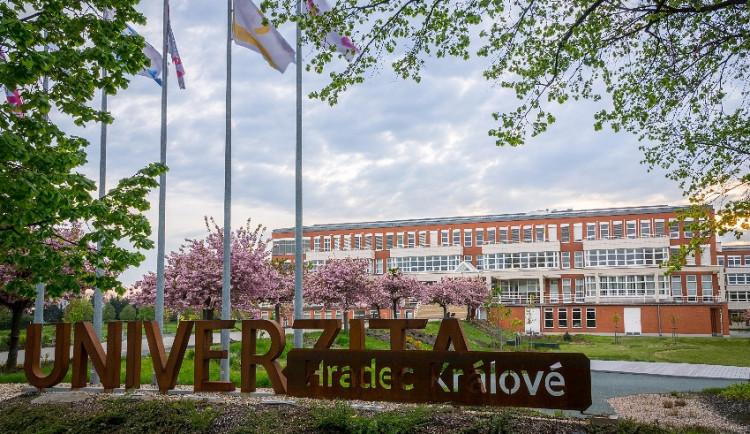 Univerzita Hradec Králové