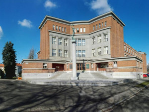 Kraj se podruhé pokusí sehnat firmu na rekonstrukci Gymnázia J. K. Tyla