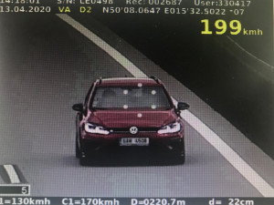 Záznam z radaru na D11 u Hradce Králové.