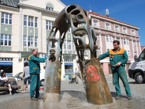 Hradecké fontány se začnou spouštět od května postupně. U některých se ještě čeká na díly z Itálie