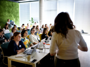 Czechitas v karanténě pracují na online vzdělávání a spustili nové kurzy