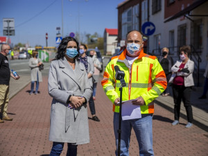 Pendleři se mohou vracet ode dneška do práce