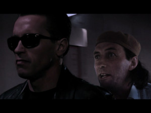 VIDEO: Arnold se vrátil z budoucnosti, aby zachránil Bohuše. Videokouzelníci jsou zpět s EETerminátorem