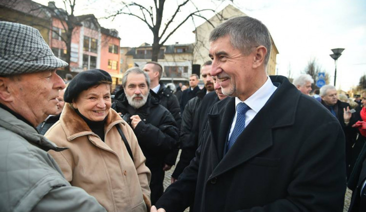 Policejní výhrůžky demonstrantům při únorové návštěvě Babiše v Jaroměři byly nepřiměřené, přiznala policie