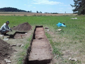 Archeologové na Rychnovsku narazili na pohřebiště z doby železné. Za posledních deset let je to nejbohatší naleziště