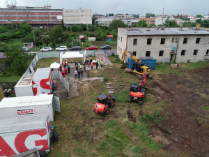 FOTO: Začala stavba odlehčovací služby Honkova v Hradci Králové