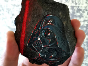 Nový fenomén, malování na kameny. Spojuje rodiny a cizí potěší, říká grafik Ondřej Musil