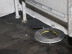 Požár v obchodě s elektronikou na Benešovce způsobila krabice na zapnutém sporáku. V ní byla powerbanka