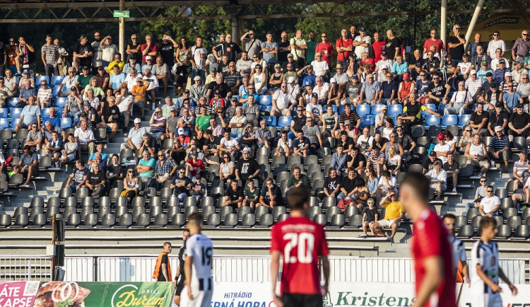 Utkání hradeckých Votroků na stadionu v Malšovicích