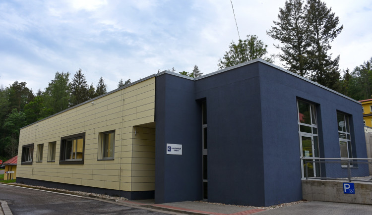 Královéhradecký kraj si není dostavbou operačních sálů ve Dvoře Králové jistý. Chce upravit projekt