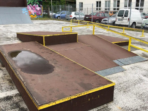 V Náchodě se bourá starý skatepark, pro milovníky skateboardů a koloběžek vznikne nový areál