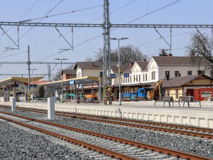 Rekonstruované vlakové nádraží v Jaroměři