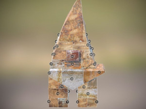 Ani po několika letech nemá trpaslík u Hořic hlavu. Dostat jí má ještě letos