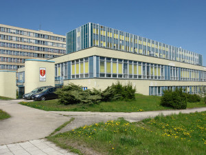 Oprava budov Fakulty vojenského zdravotnictví v Hradci Králové bude stát 220 milionů korun. Hotovo bude v příštím roce