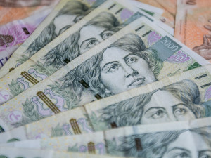 Pracovníci na dohody zřejmě dostanou náhrady 350 korun za den