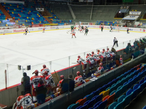 První zápas Generali Česká Cup Hradec Králové vyhrál. Druhý hraje zítra na domácím ledě