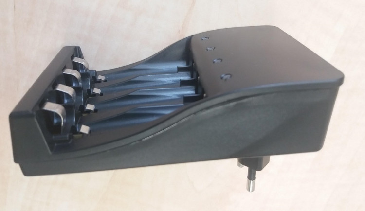 Nebezpečná nabíječka baterií