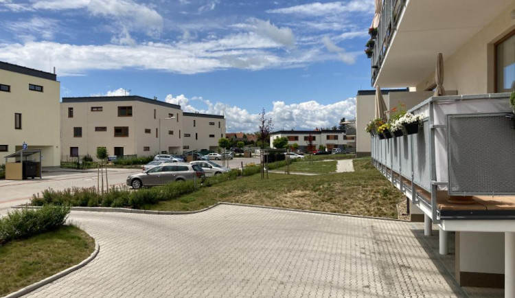 Jak na potíže se sousedy? Záleží, zda vás svými aktivitami otravují úmyslně