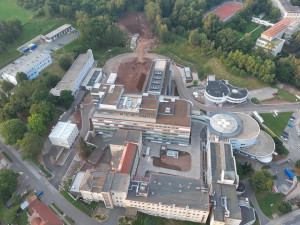 FOTO: Náchodská nemocnice je zkolaudovaná. První pacienty začne ošetřovat na jaře příštího roku