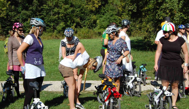 Do Hradce Králové se na skládačkách sjedou cyklisté z celé republiky